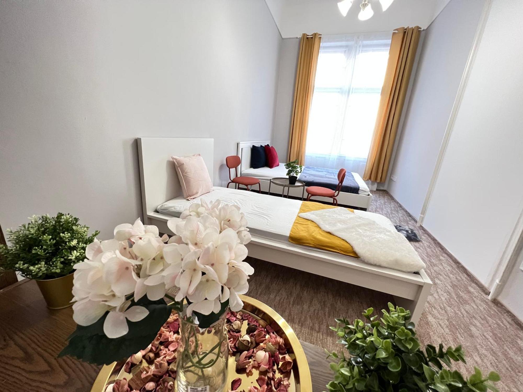 Baross Apartment With Convenience And Style Budapest Exterior foto