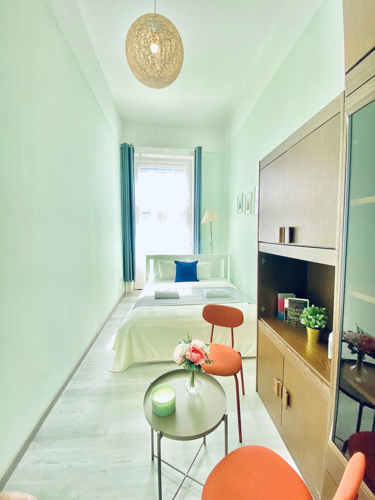 Baross Apartment With Convenience And Style Budapest Exterior foto